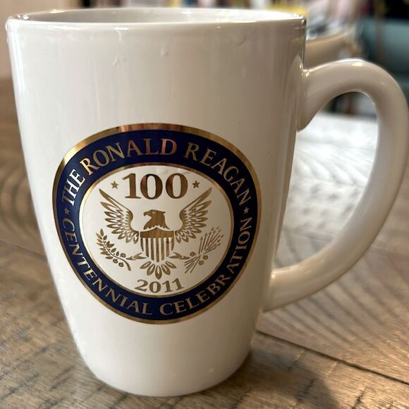 🇺🇸 Ronald Reagan 💯 Centennial Celebration 🥳 Signature🖊️Mug🍵Sturdy & Solid - Picture 6 of 17
